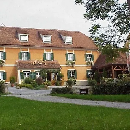 Zum Kirchenwirt-hofer 3*