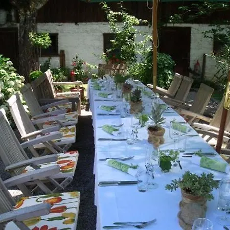 Zum Kirchenwirt-hofer 3*