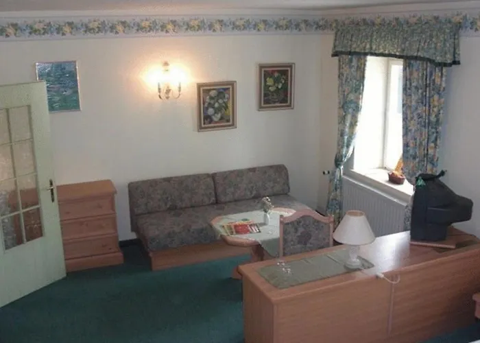 Zum Kirchenwirt-hofer Hotel 3*